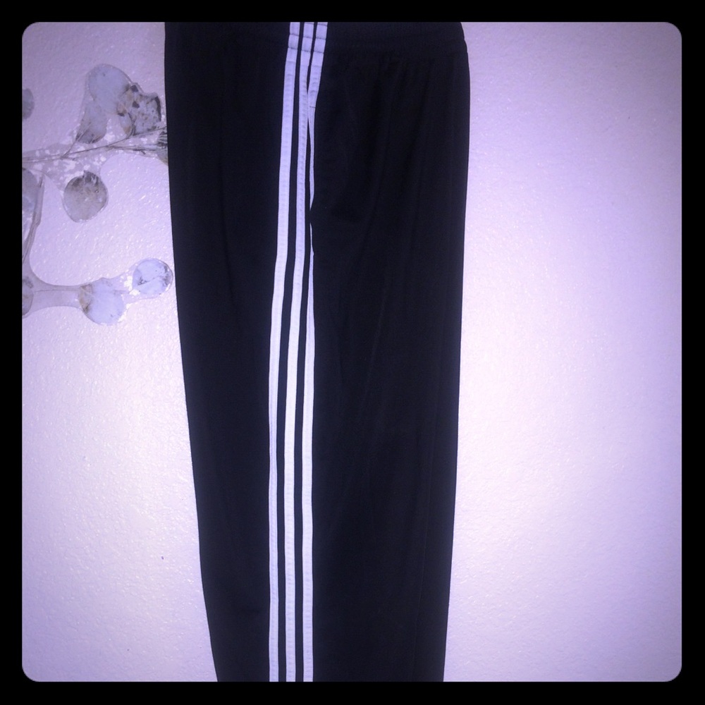 ADIDAS. BOOTCUT BOTTOM